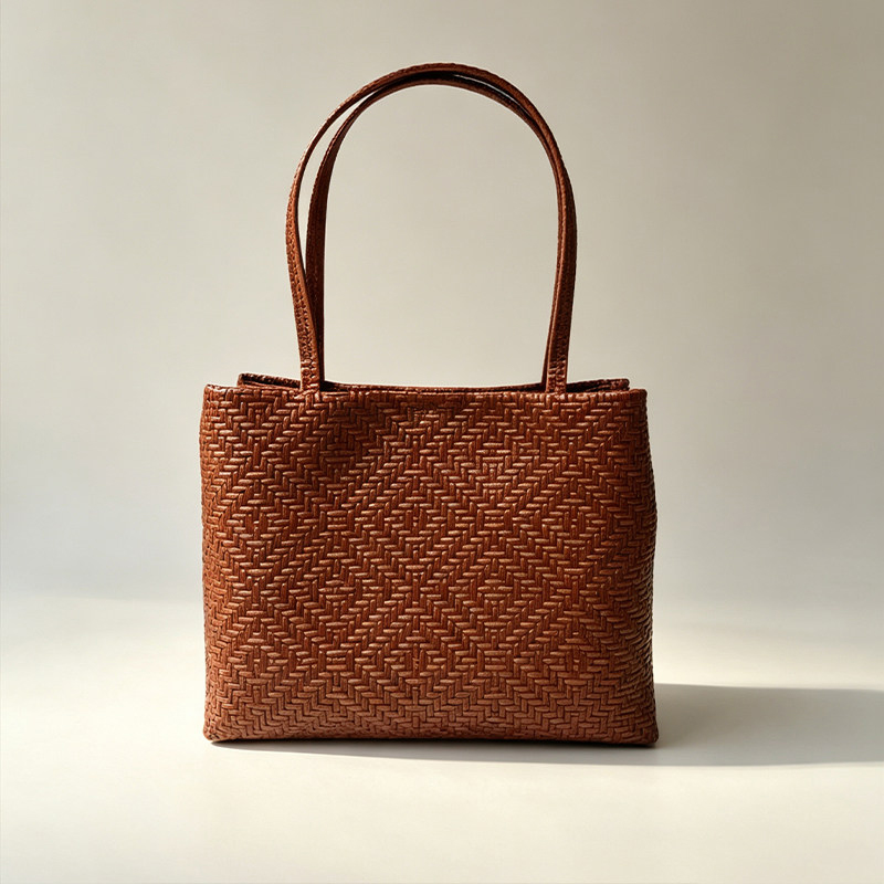 Leatherwork Designs - Mendy Echtleder Gewebte Bedruckte Tragetasche mit