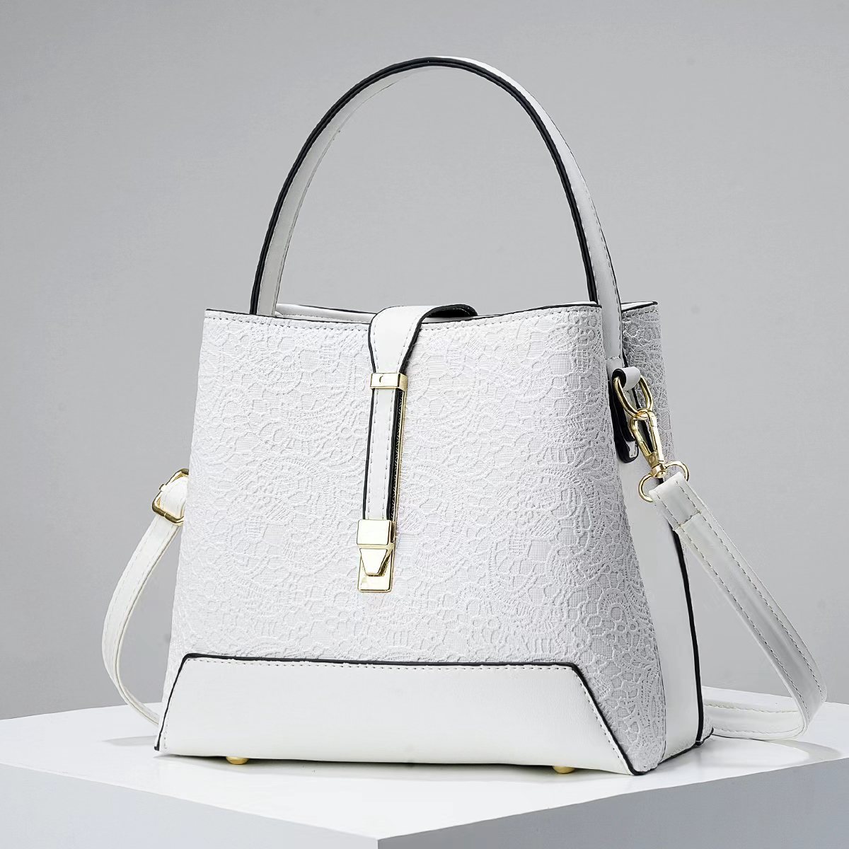 Neue Luxus-Einkaufstasche aus  – Leather Work Handbags Bewertung und Preis